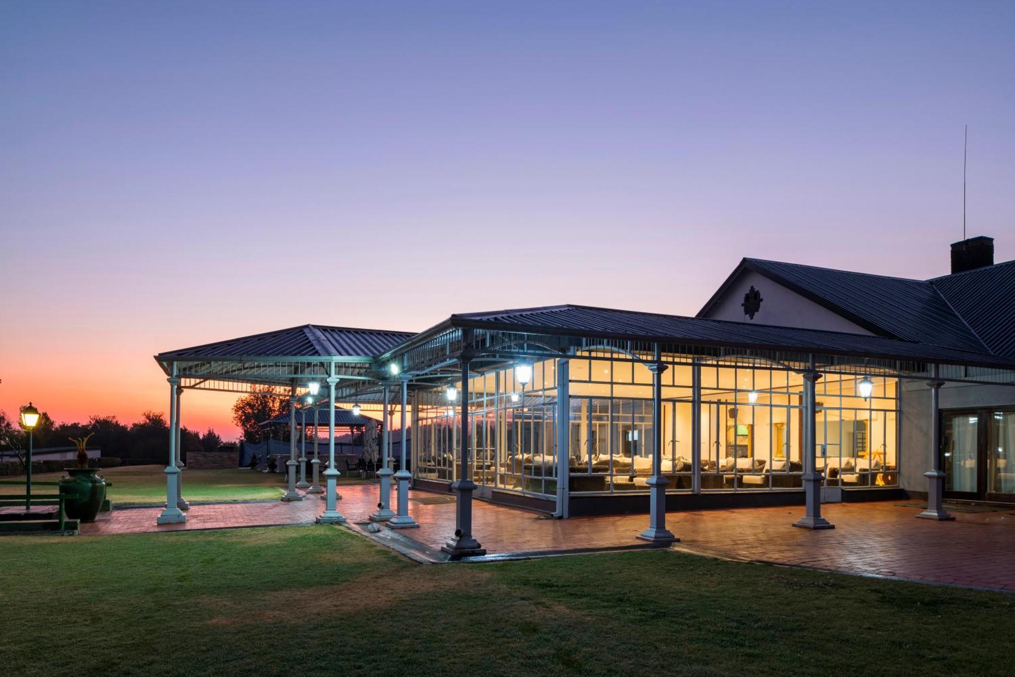 Troutbeck Resort Nyanga 외부 사진